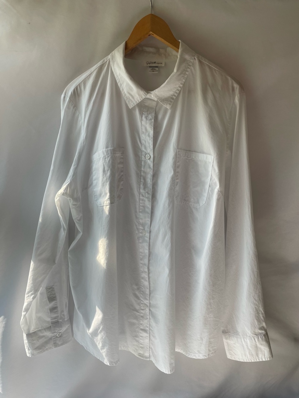 Women’s White Button-Down Shirt